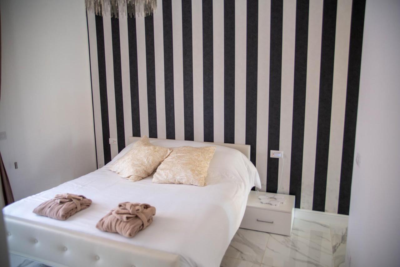 Bed & Breakfast Vhouse *